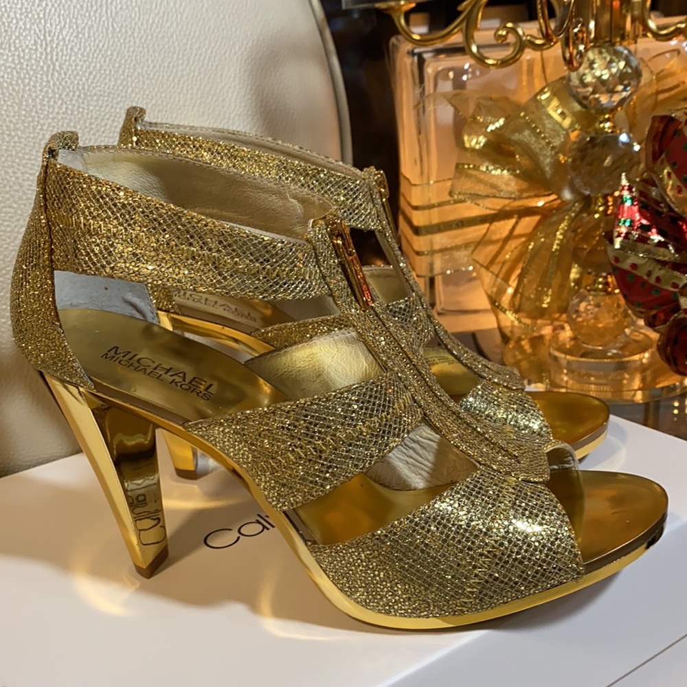 Michael Kors high Heel brand new.